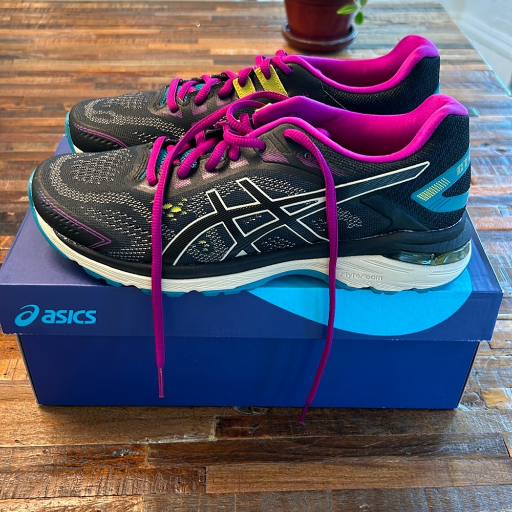 ASICS GT-2000 Trail Shoes NIB size 9